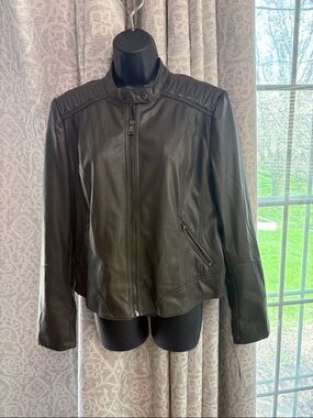 Bernardo Vegan Women’s Olive Large Leather Zip-Front Jacket
